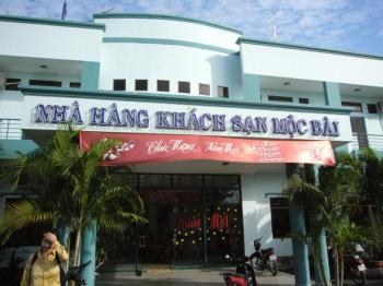 Do not stay here unless you are a back-packer.